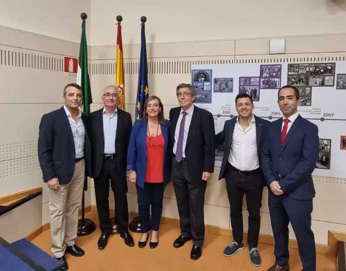 Organizan unas jornadas quirúrgicas sobre cirugía endoscópica de la pared abdominal
